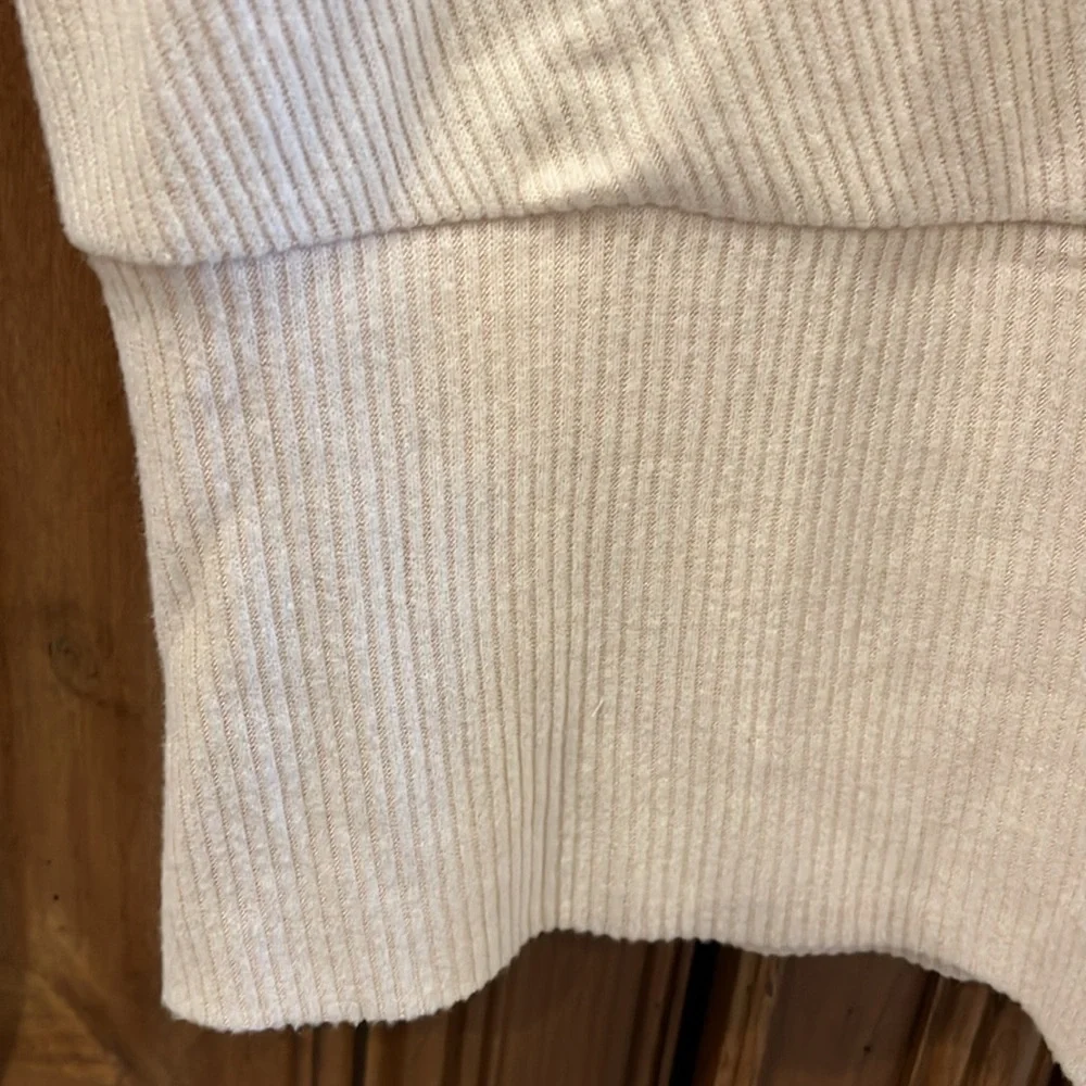 Anthropologie Lace Sleeve Ribbed Long Sleeve Top - Picture 8 of 10